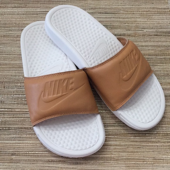 tan nike slides
